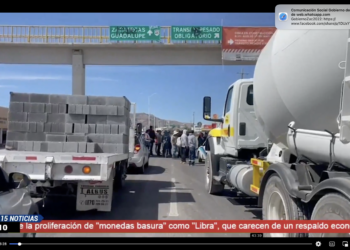 Caos en Zacatecas por bloqueos a carreteras y calles; sin solución conflicto docente